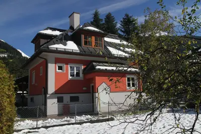 Image de Villa Schnuck Si accueillante et fine, elle se situe Ă 900m d'altitude Ă Bad Gastein.