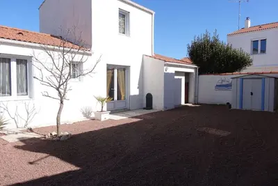 Image de Charmante maison 5 pers, proche plage et centre, avec jardin, Bbq et Wi-Fi, L'Aiguillon-sur-Mer