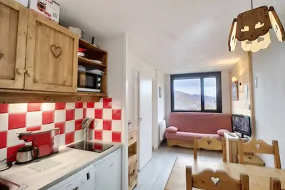 Image de Confortable 2 pièces pour 4 pers, proche pistes et commerces, parking gratuit