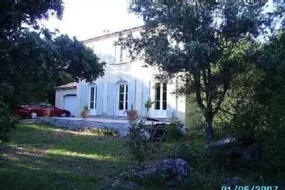 Image de Bastide de charme au milieu des arbres piscine privative gorges de l'hérault