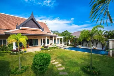 Noksawan - Pleasant 3br Pool Villa Rawai