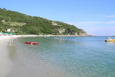 Image de Elba Island! Studio Apartment By Cabbage Bay With Ferry Discount