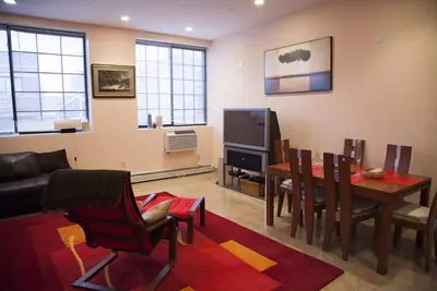 Image de Impressionnant appartement Ă New York, Ă 15 minutes de Manhattan
