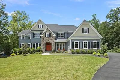 Image de Toute nouvelle retraite de luxe au bord de l'eau, au bord de l'eau, d'une superficie de 8 000 pieds carrés! Capacité d'accueil 23, 7 bd / 7baths