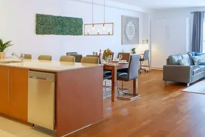 Image de Suite n ° 2: Premier Plateau, Netflix, A \/ C, 3 grands lits, idéal pour les familles