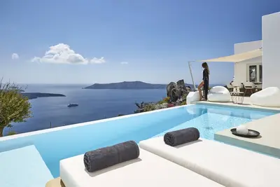 Image de Villa Etheras, piscine privée chauffée, 2 chambres à coucher, vue imprenable sur la caldera