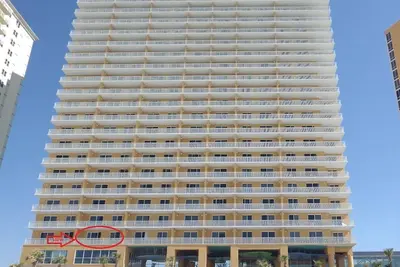 Image de Hot Special SPÉCIAUX! ! ! ! 1er étage 2bd / 2ba - Vues étonnantes et pas d'ascenseur attendre!