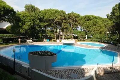 Image de Appartement confortable avec piscine proche de la mer