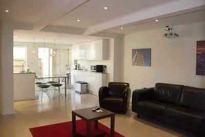Image de Spacieux 2 chambres double jardin appartement dans Queens Park, Londres zone 2