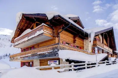Luxury chalet style penthouse apartment in Les Crosets. Fantastic views