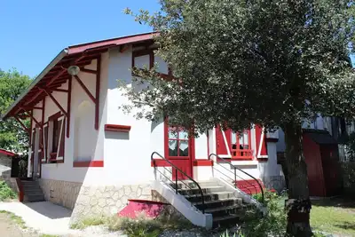 Image de Fouras Villa de caractère classée *** 50 m plage
