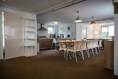Image de bungalow spacieux et confortable « Frank » dans la zone boisée (12 personnes)
