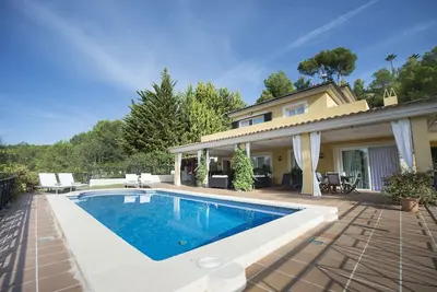 Belle villa de luxe avec piscine à 5 minutes de la plage à Puerto Portals