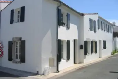 Image de Maison de charme confortable dans un village du bout de l'île de Ré