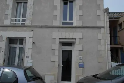 Image de Maison de ville en plein centre Ă 200m de la plage