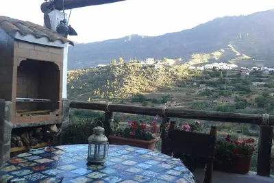 Image de maison Canaria typique, Tejeda avec toutes les commodités.