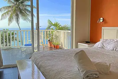 Image de Appartement Vue spectaculaire sur Baie. Résidence Privee et protégée.