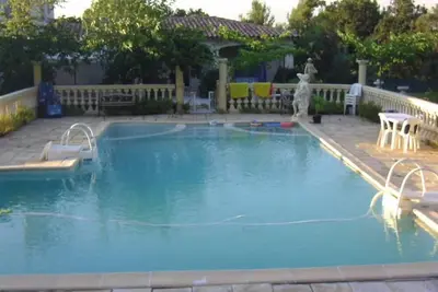 Image de Villa climatisée, wifi gratuit\n 3 Salle de bains, 3 wc \n. 20 maxi /16 adultes