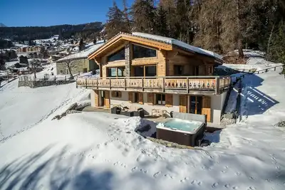 Image de luxueux Chalet Charbray La Tzoumaz (Verbier) 10p - hot tub + sauna