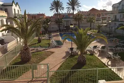 Image de Magnifique Complexe Gaudia, Appartement Piscine RÉNOVÉ 1 Chambre Face Sud