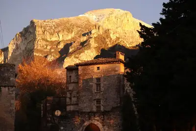 Image de Gite de charme - Chateau du Xvi eme siècle