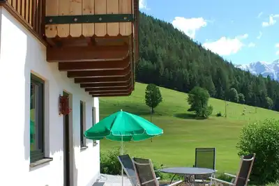 Detached house with a phantastic view, quiet location