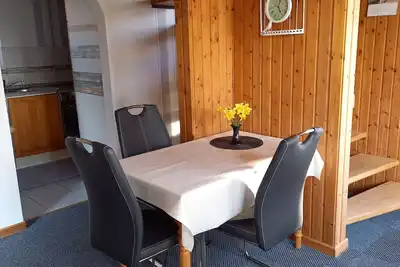 Cottage en Frise orientale avec terrasse, la mer du Nord, 2 pers. à partir de 29, - par jour
