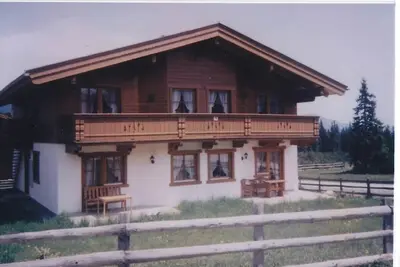 Nice apartment with south balcony in the skiing- and hikingparadise
