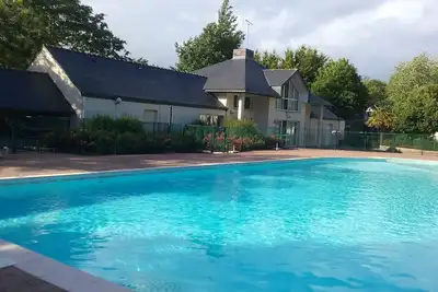 Image de Maison au coeur du golf de Ploemel (56400) dans une résidence calme avec piscine