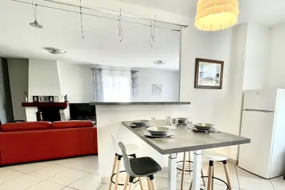 Image de Charmante maison 90m² de plain pied rénovée, dans le quartier de La Chaume