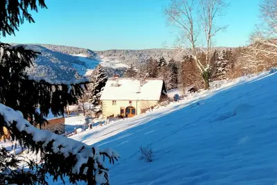 Image de Une nature authentique s'offre Ă vous en venant Ă la montagne au Grenier du Roc