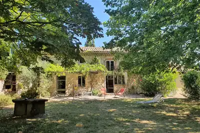 Image de Maison de campagne indépendante avec jardin arboré, Le Manou à Marsanne, Drôme.