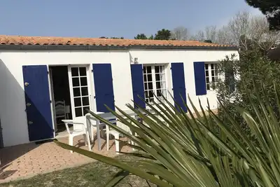 Image de Villa Île d'Oleron Domino (with fiber internet) 400 M From The Beach)
