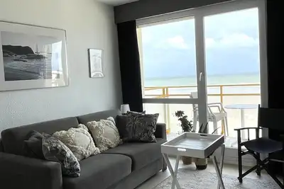Image de Studio au bord de mer, face à la digue de Wissant, très bien situé.