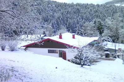 Image de Chambre D’HÔTES au calme, reposante 5 mn du lac, de la ville, \ndes pistes de ski.
