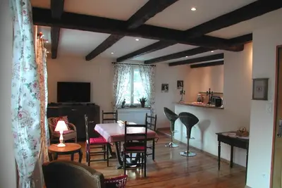 Image de Grand appartement chaleureux, 65 qm, avec 3 petits balcons!