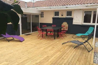 Image de Villa à 5 minutes à pieds des plages océanes, de la forêt et des commerces