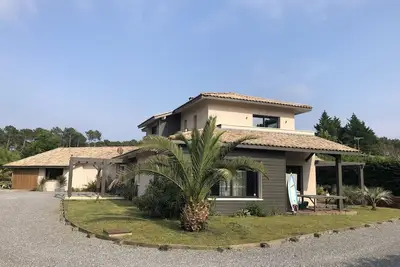 Image de Grande Villa Avec Piscine bord de mer \nlast minute paques et 1 er Mai et 8 Mai