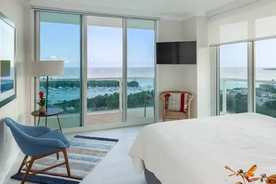Image de Coin, Vue Frontale Sur L'OCÉAN. Gratuit: Parking, Piscine, Gym, Squash, PRIVÉ 75mb Wi-Fi