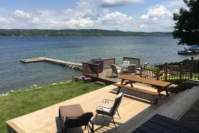 Image de Belle escapade au bord du lac Charlevoix! Jouets, kayaks et tout ce dont vous avez besoin!