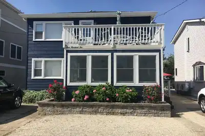 Image de Côté océan 3 Bdrm - 8 à la plage - Dernier étage, propre, lumineux et confortable