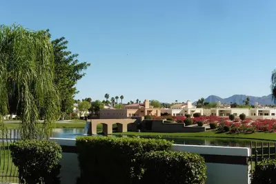 Image de Palm Springs Area Accueil 2Bed, 2Bath, Den, piscine, tennis, zone tranquille centrale