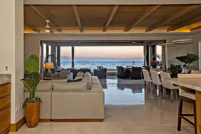 Image de Nouvellement amélioré Condo sur la plage à l'intérieur de Punta Mita avec accès à tous les beachclubs