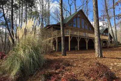Image de Cabine Du Lac Keowee Lakeview Avec Quai PRÈS De Clemson