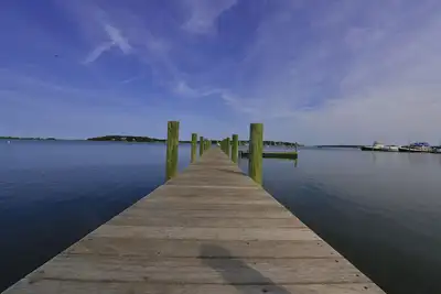 Image de ÉTÉ SPÉCIAL 8975 $ pour le 17 au 30 juillet sur Shelter Island. Dock De 100 Pieds