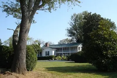 Image de 1, 856 Manor House sur 600 acres de cheval de travail / Bovins immobilière