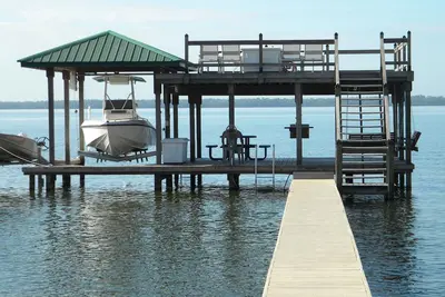 Image de Le parfait 4 chambres sur le lac June!