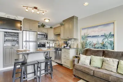 Image de Suite 2221 sur la plage de Galveston. . . Près du quai de pêche de Galveston