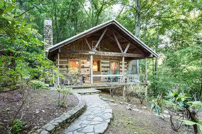 Image de Graves Cabin - Luxury Cabin Near Waynesville & Asheville