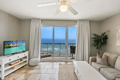 Image de Calypso Resort, Beach Front 1 chambre avec lits superposés, 6 couchages, chaises de plage incl.